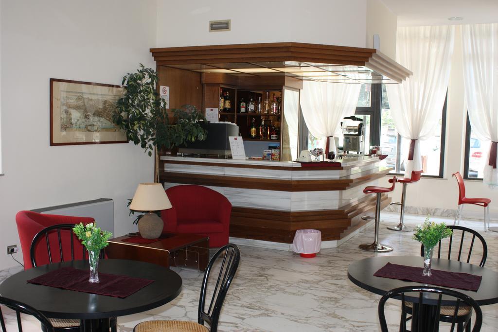 Hotel Mediterraneo Chianciano Terme Ngoại thất bức ảnh