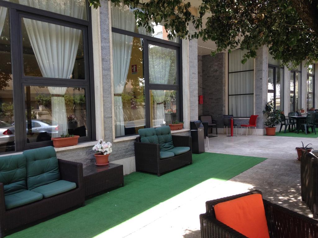Hotel Mediterraneo Chianciano Terme Ngoại thất bức ảnh